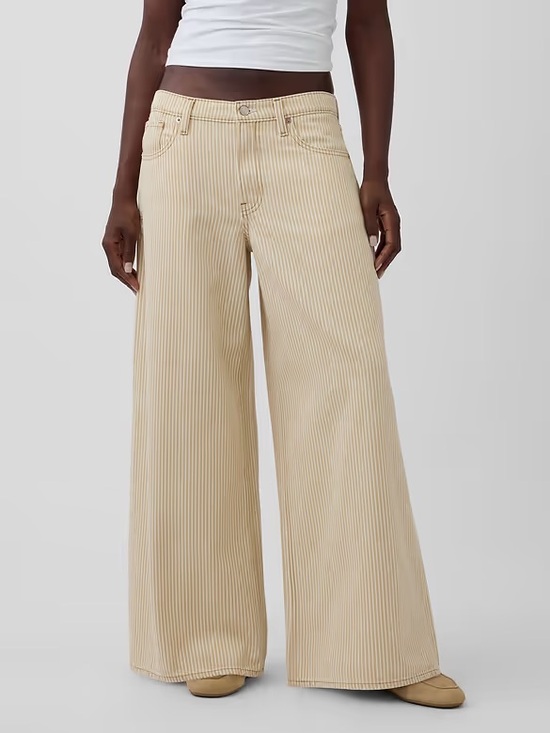 GAP Denim - Low Slung Stripe Extra Baggy Jeans in Color
Khaki tan stripe